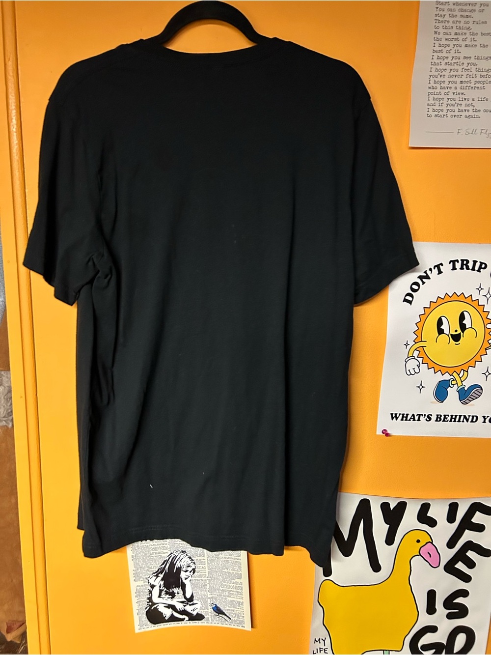 Graphic Opossum Print Tee XL - Picture 5 of 5